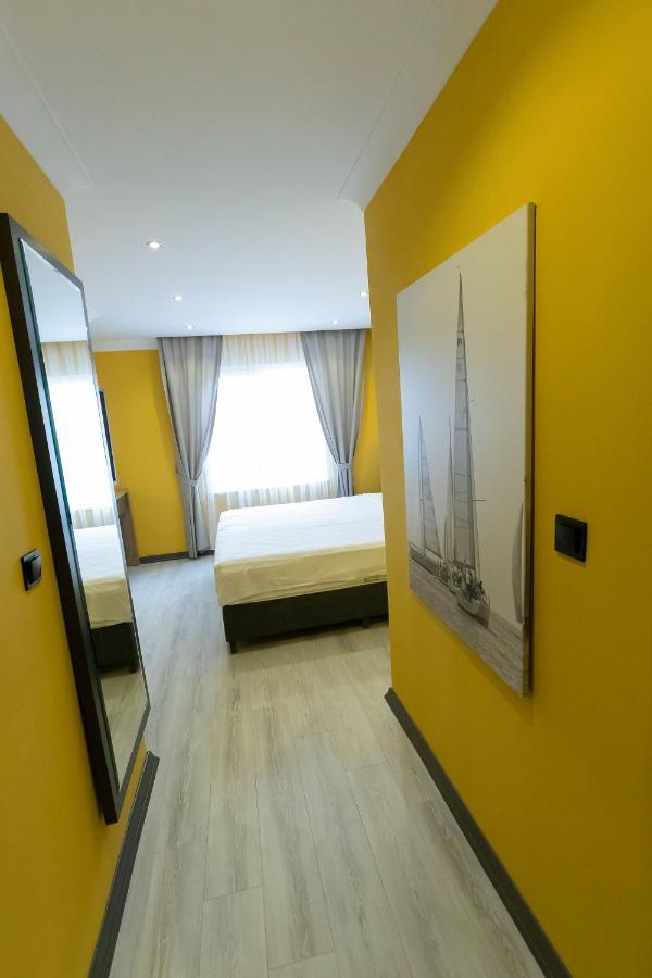 Roy Otel Akcay Buitenkant foto