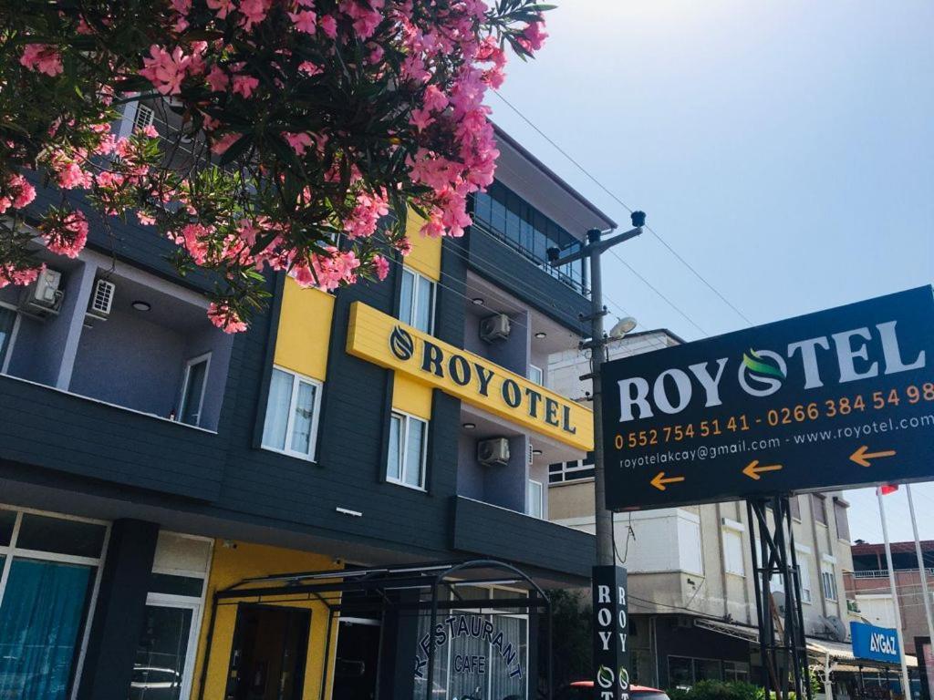 Roy Otel Akcay Buitenkant foto