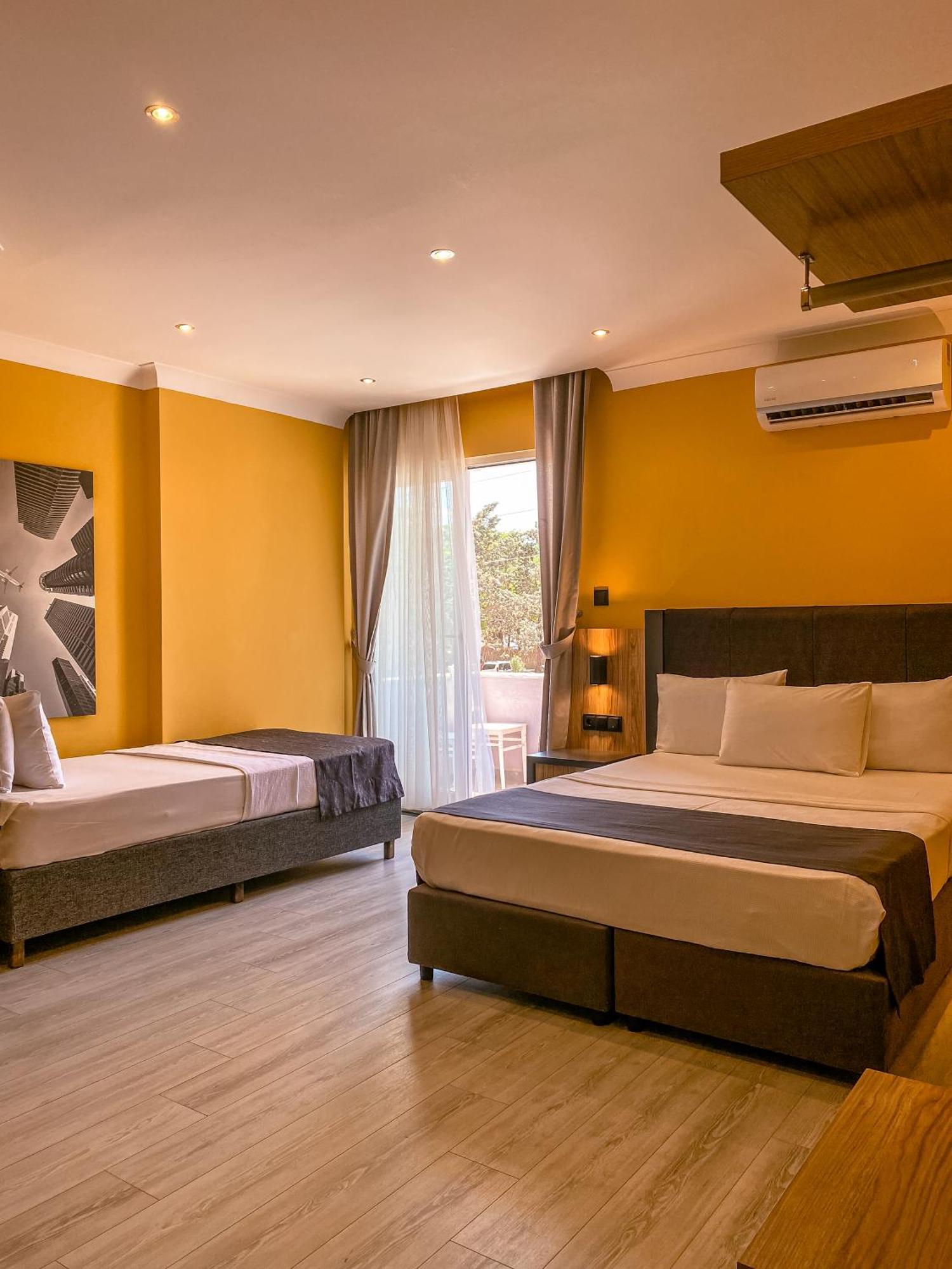 Roy Otel Akcay Buitenkant foto